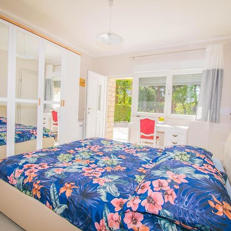Apartments Anita Near Opatija With Private Parking 马图利 外观 照片