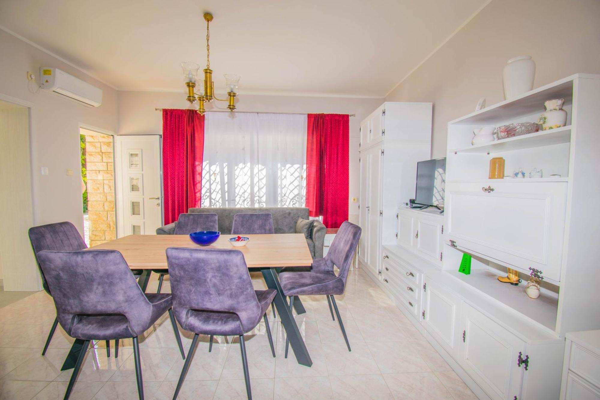 Apartments Anita Near Opatija With Private Parking 马图利 外观 照片